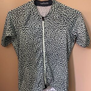 Velocio women’s Flora Ultralight jersey in medium.